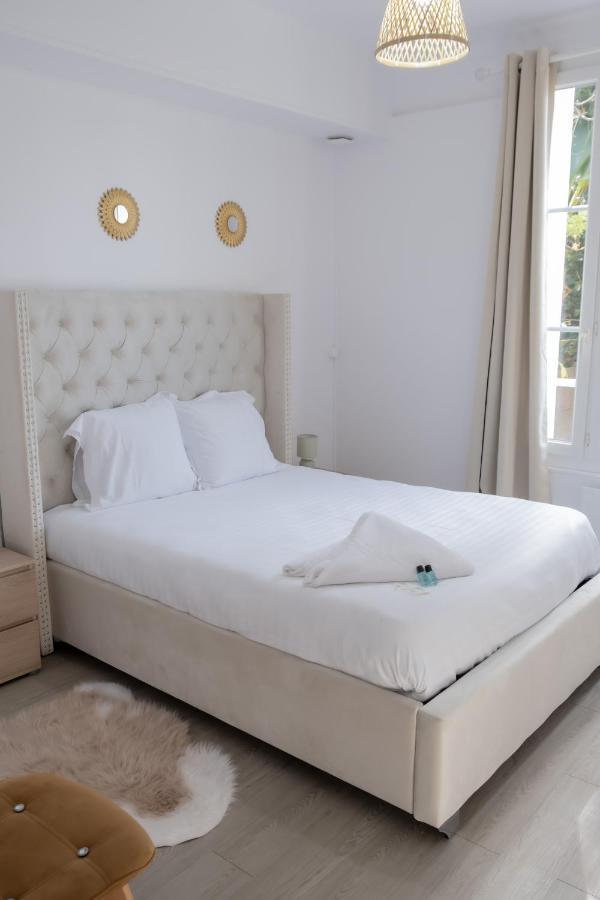 Residence Peace Le Bourget Bagian luar foto