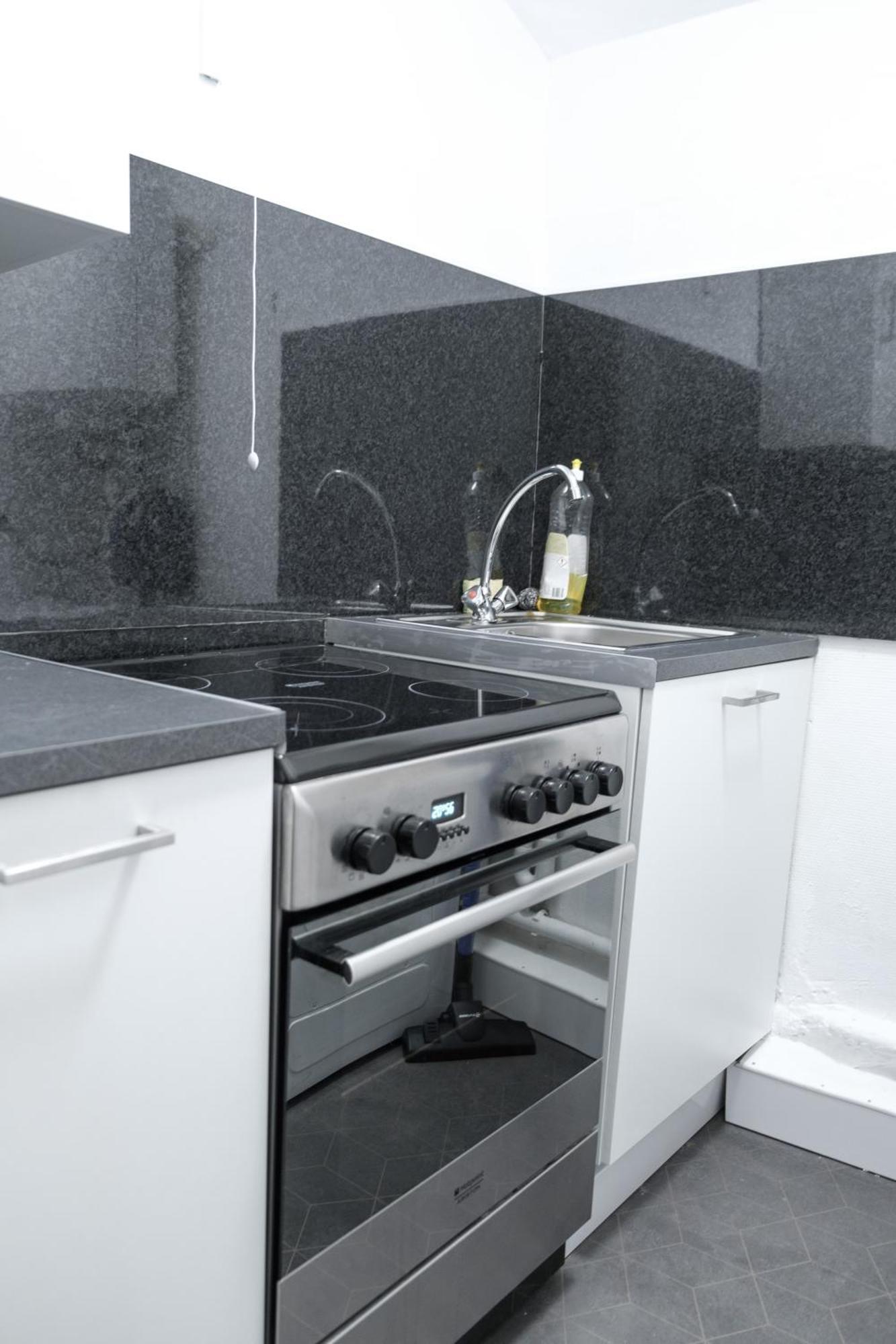 Residence Peace Le Bourget Bagian luar foto