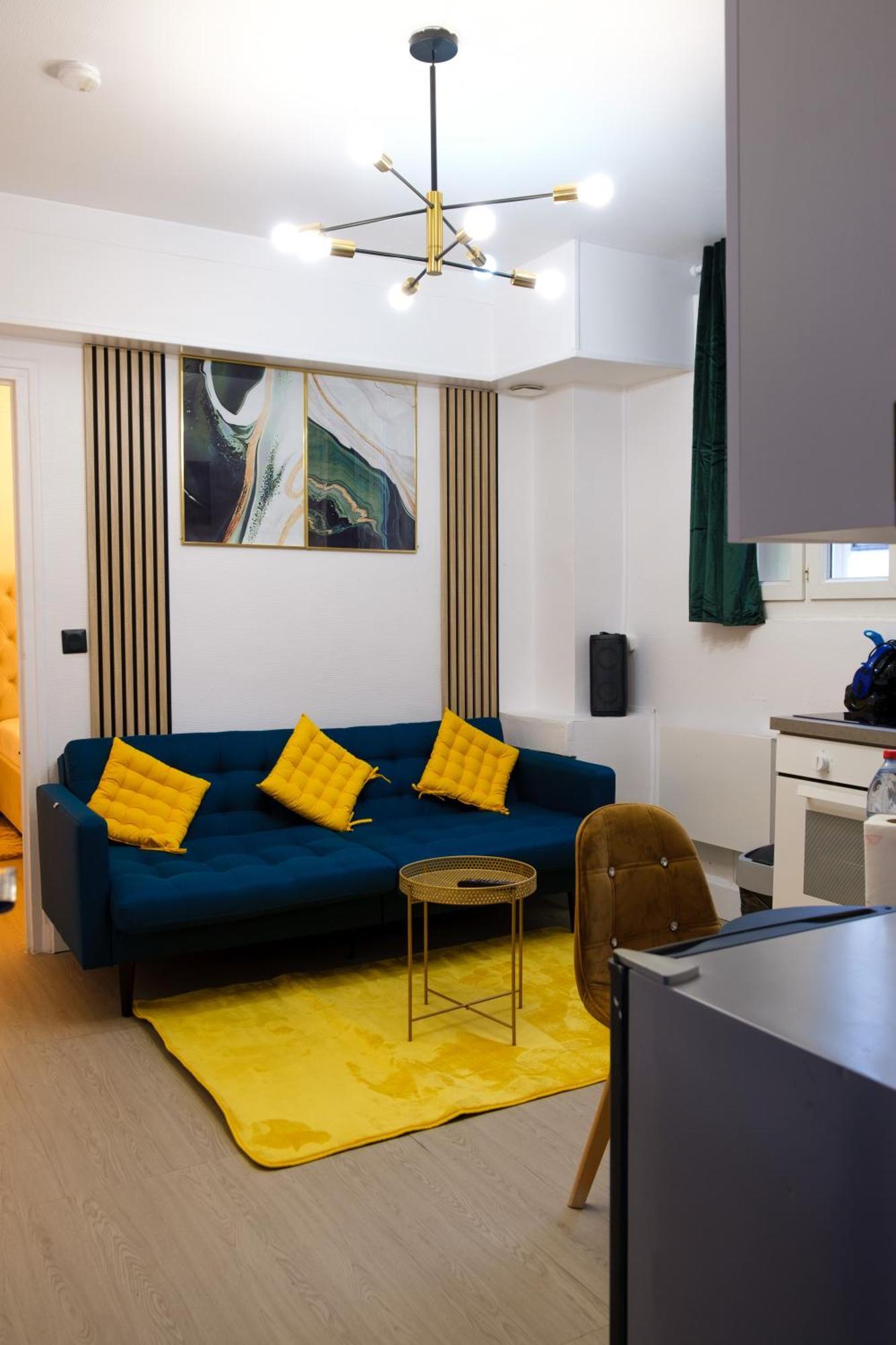 Residence Peace Le Bourget Bagian luar foto