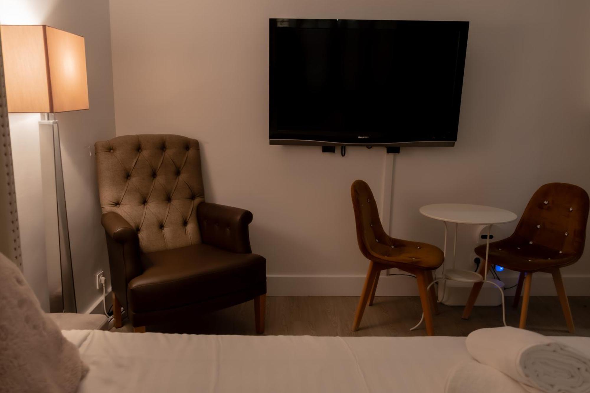 Residence Peace Le Bourget Bagian luar foto
